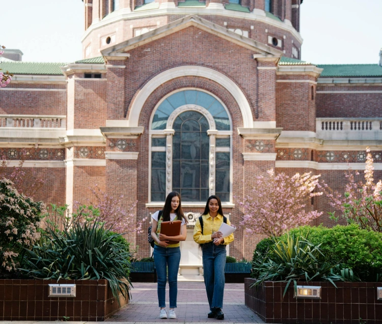 AI-powered WiFi in a modern educational campus